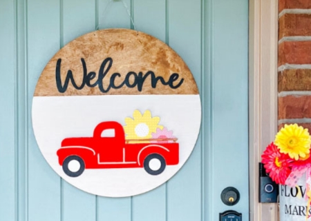 interchangeable farmhouse truck door sign