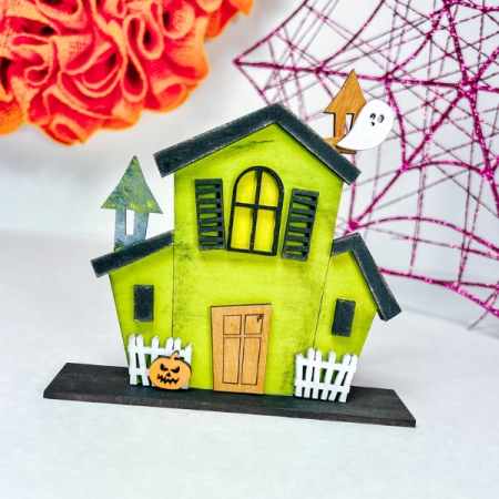 halloween haunted green house  with ghost and jackolanterns DIY wood crafts 